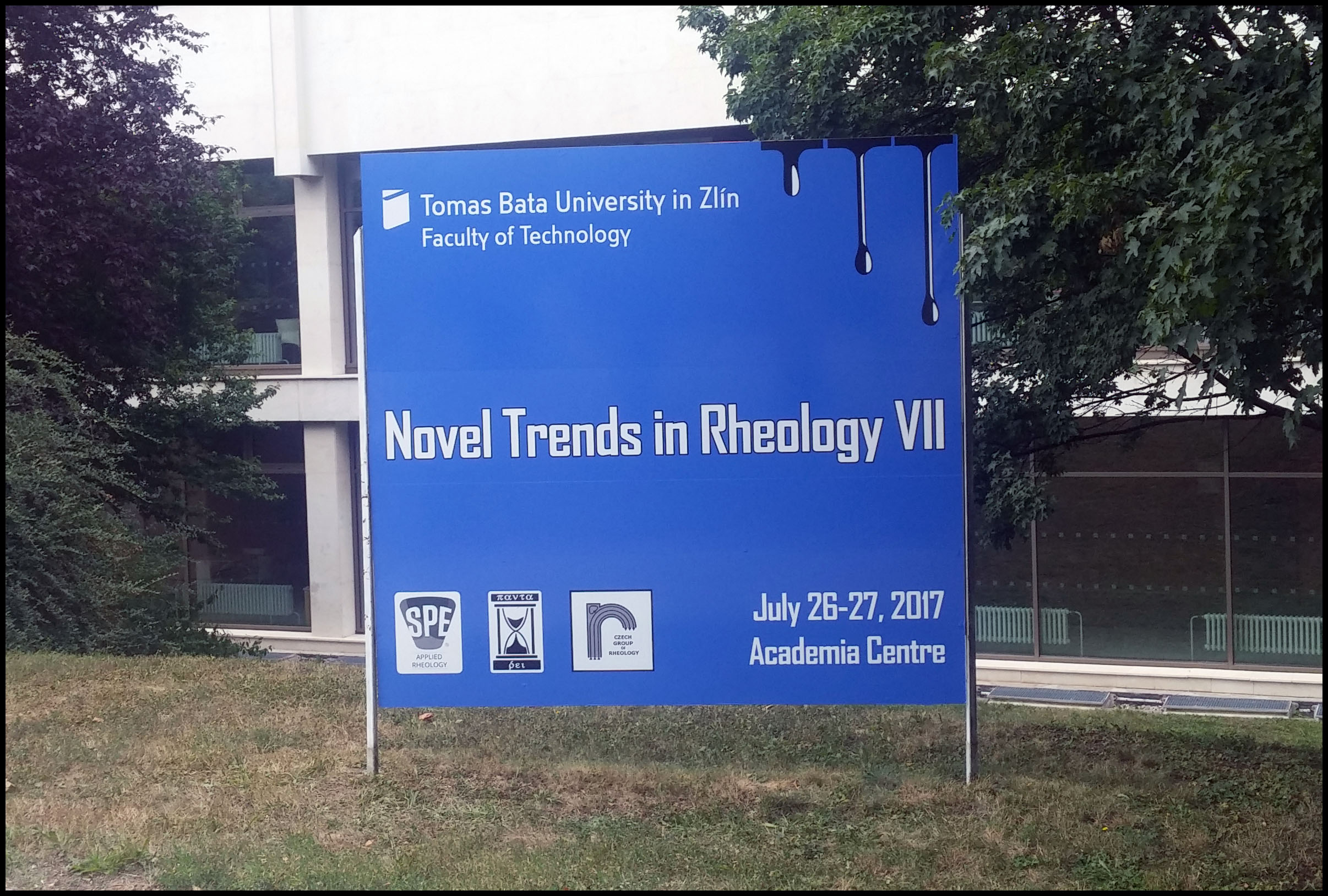 Novel Trends in Rheology 7